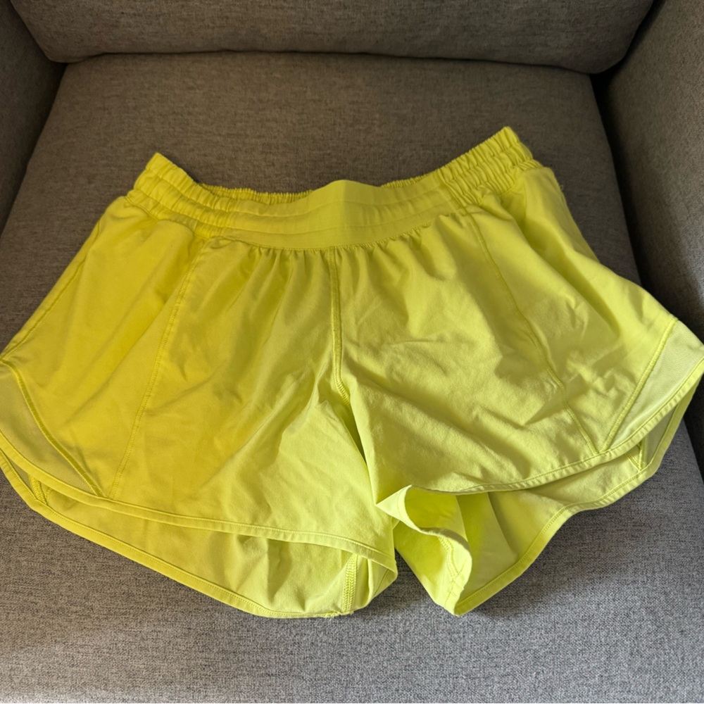 Lululemon Hotty Hot 4” Shorts - Size 8 tall - fluorescent green